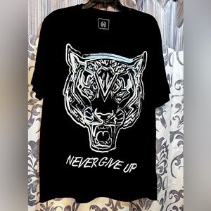 NWT CRZ Black Graphic Tee‎ with Tiger Design Size 2XL